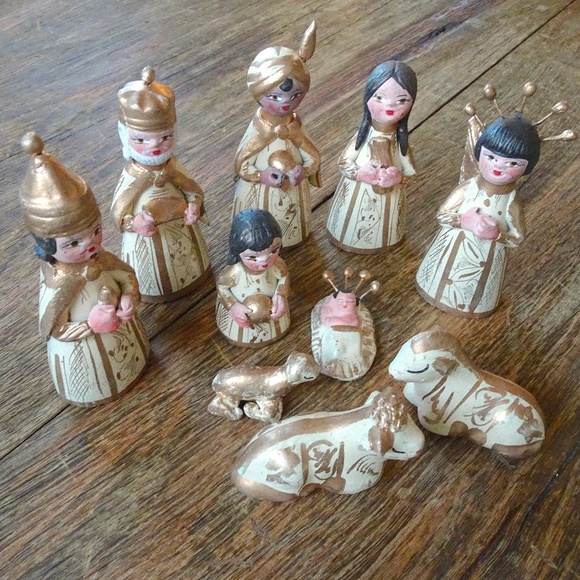 Rare Handcrafted Vintage Mexican Folk Art Christian Christmas Gold Nativity Set - Picture 10 of 13